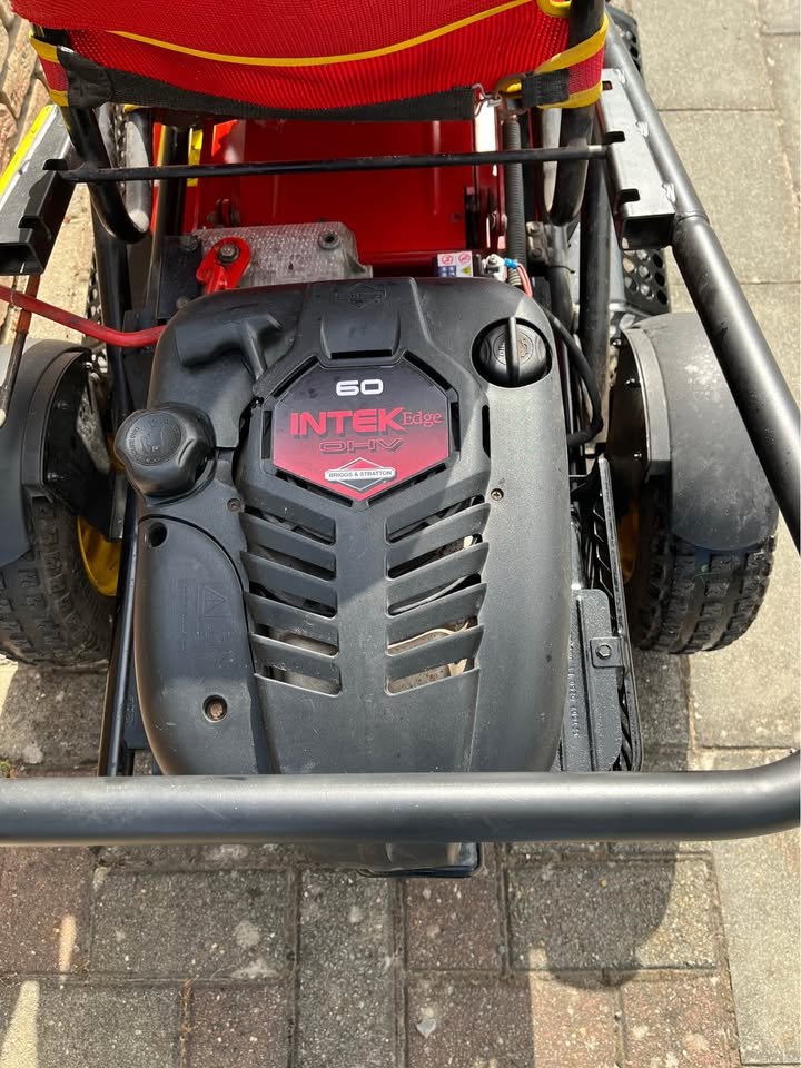 Tondeuse à gazon kart Wolf