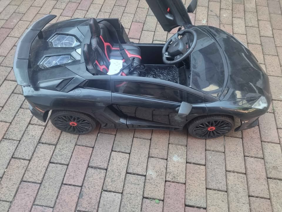 Voiture pour enfant lamborghini
