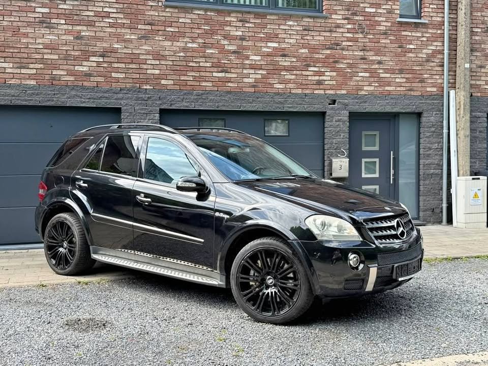Mercedes ML 63 AMG 6.2 V8