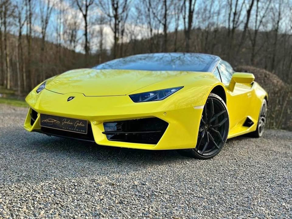 Lamborghini Huracan spyder couleur AD PERSONAM très rare état neuf