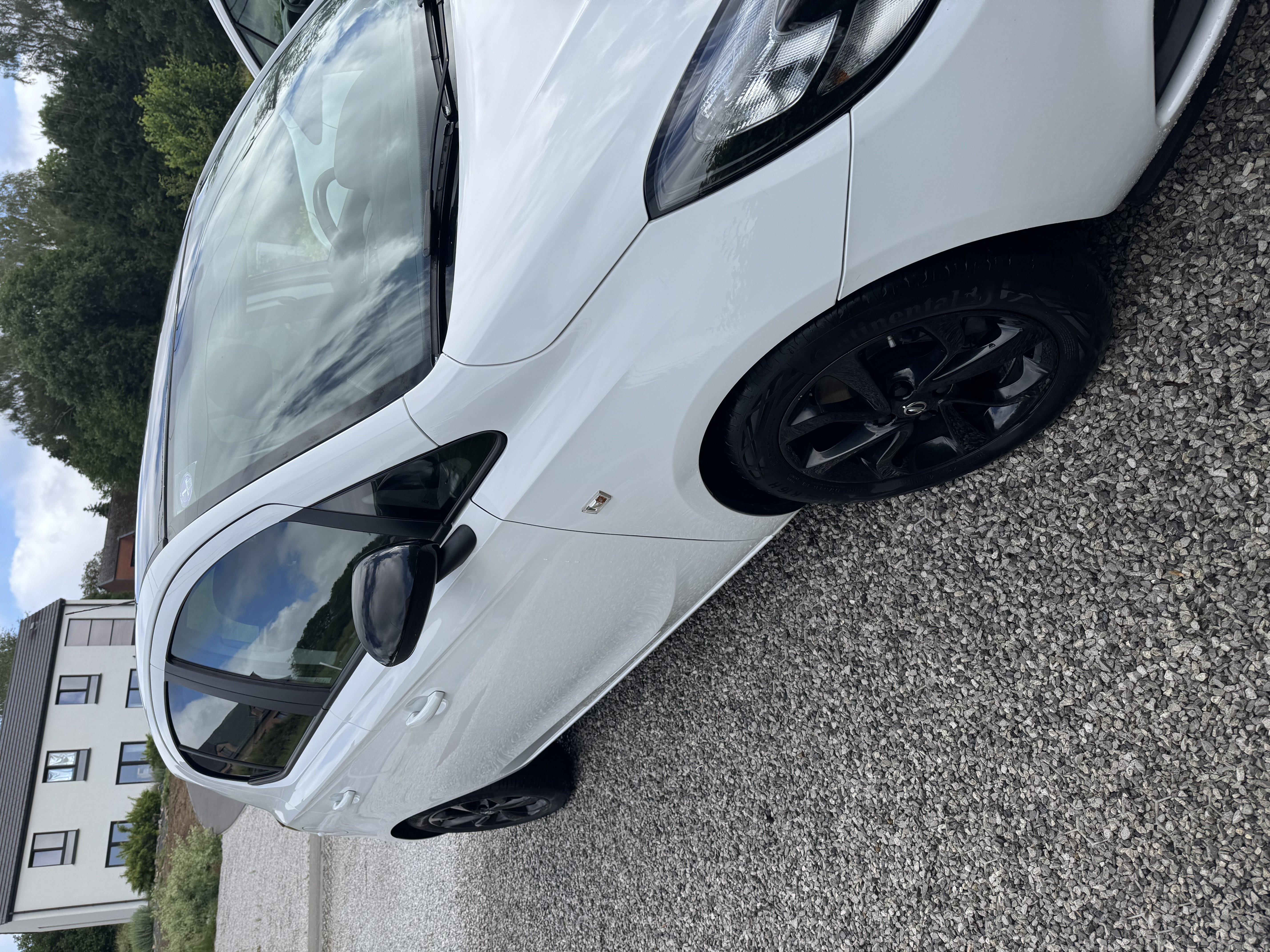 Opel corsa black edition