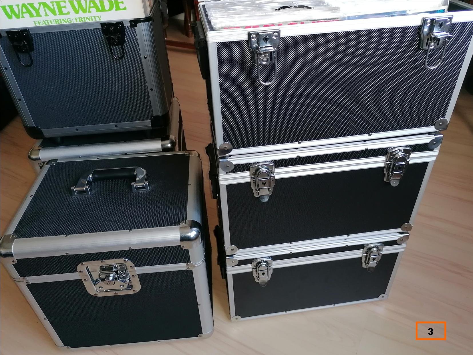 Lot DJ professionnel – Technics / Ortofon / Vonyx / Flycases / Disques